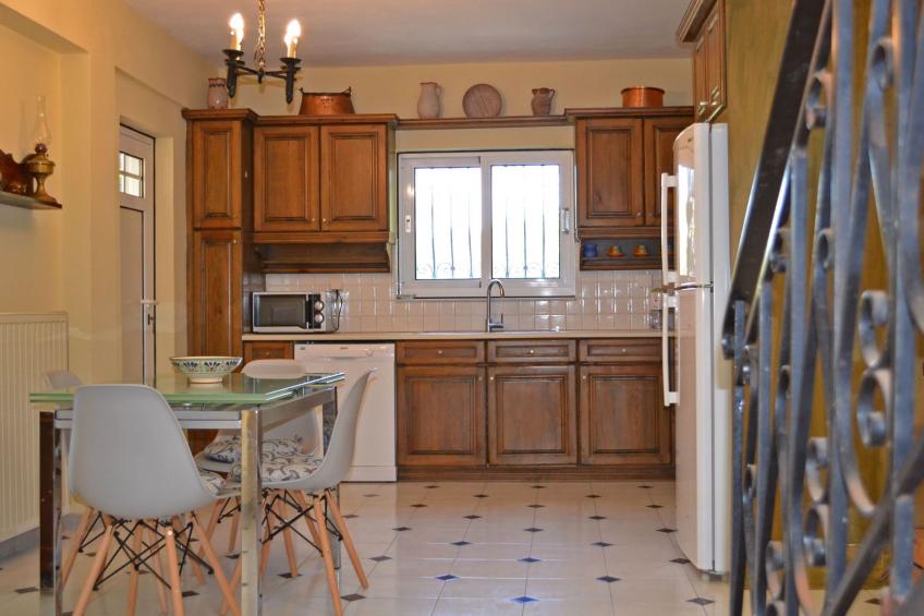 Anwesen mit Garten, Grill und Terrasse - foto 53