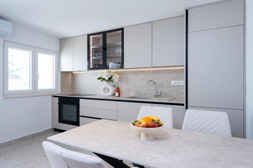 Apartman Dolce - Apartment With Terrace And Balcony - foto 2