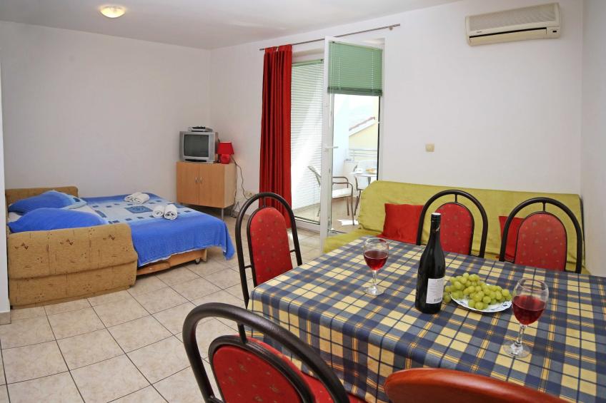 Apartments & Rooms Villa Petra -  One Bedroom Apartment with Balcony and Sea View (A4) - foto 3