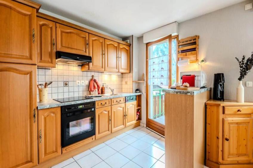 Slow Chalet Thônes: Lac & Montagne -15 Min Ski - Ascenseur, Balcon, Parking - foto 14