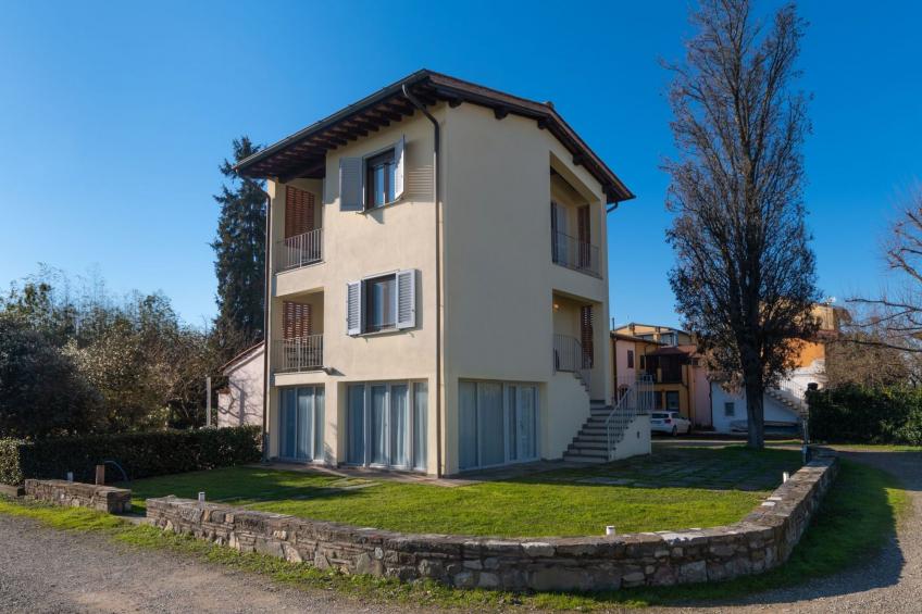 Modernes Haus mit Garten und privatem Parkplatz - foto 24