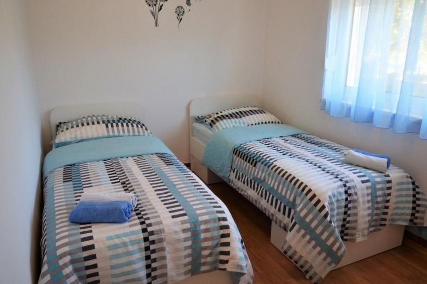 in Poljica mit privatem Parkplatz - foto 10