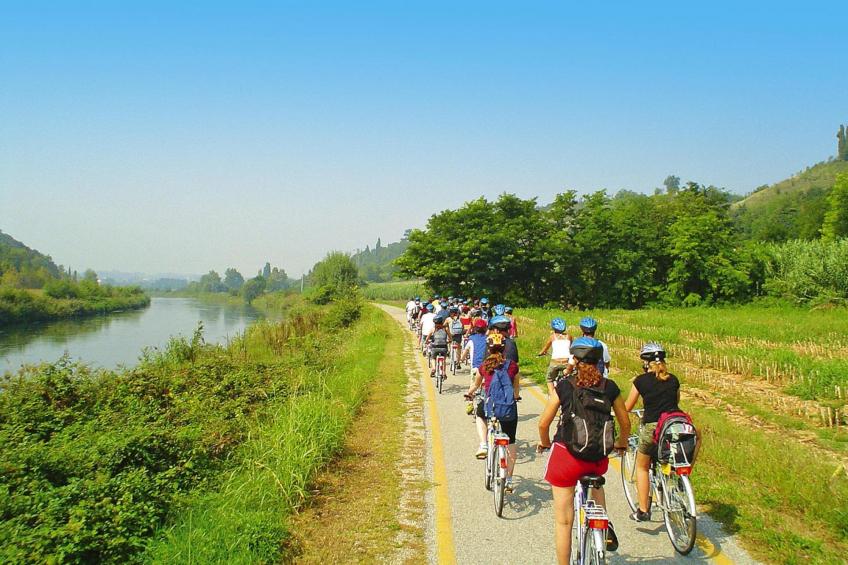 Caravanpark San Benedetto Camping Relais Peschiera / MH Borgo - foto 21