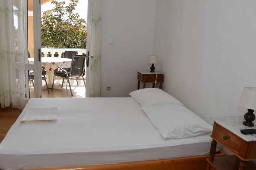 Ruhige Ferienwohnung mit Terrasse und Garten - foto 7