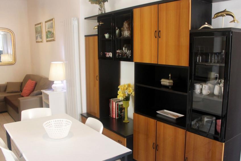 Sehr zentral mit Parkmöglichkeit - foto 3