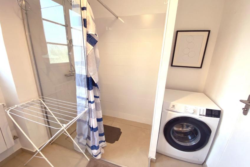 Geräumige und elegante Villa mit großem Garten, Swimmingpool und 3 Schlafzimmer - foto 26