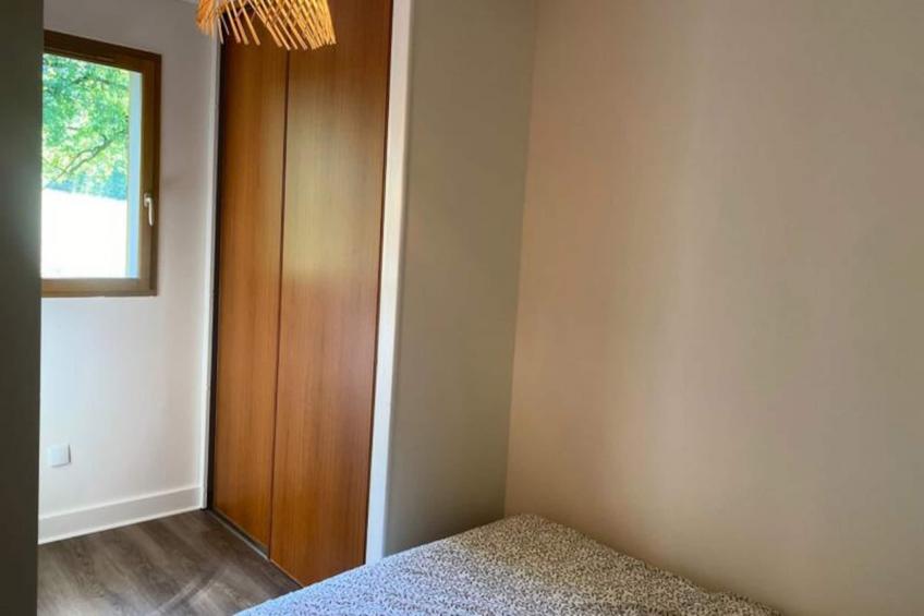 Belle Villa Avec Piscine Jacuzzi Et Vue Lac - foto 18