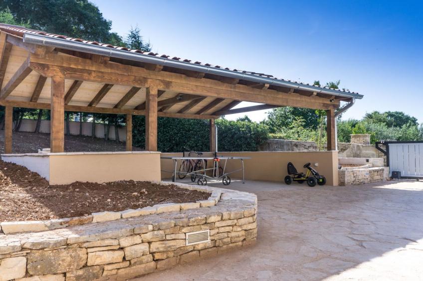 Nettes Ferienhaus in Smoljanci mit Privatem Pool - foto 11