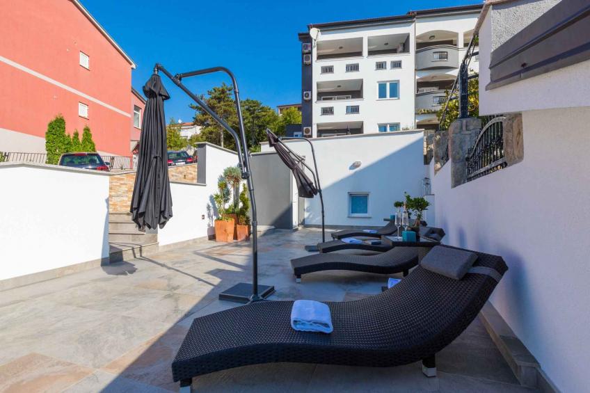 Ferienwohnung mit einem Freibad und Meerblick - BF-R69F4 - foto 21