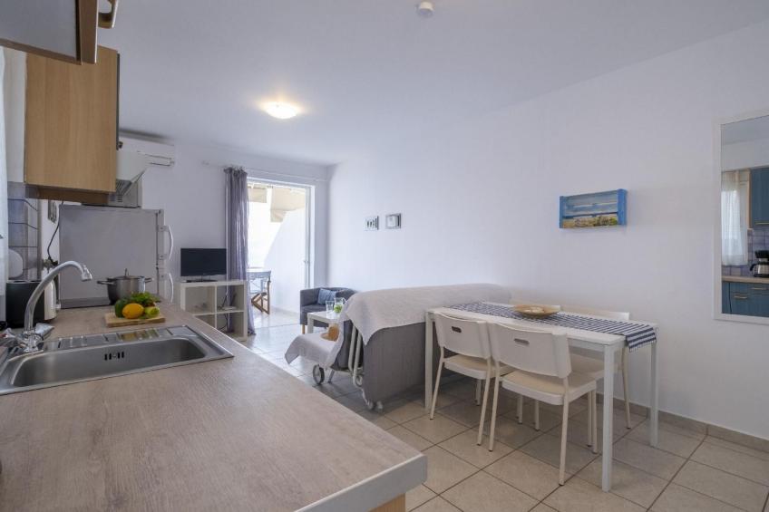 Zesa mit Balkon und Meerblick - foto 5