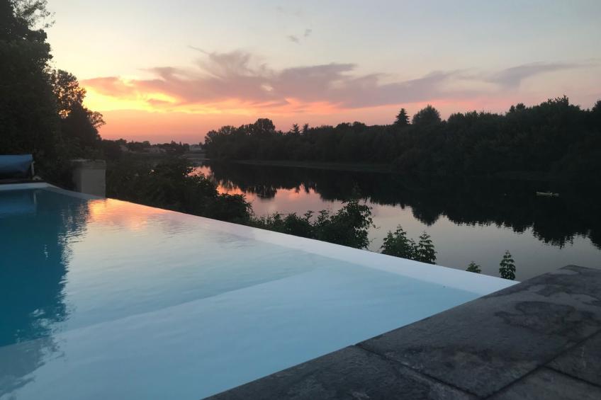 Schloss mit Überlaufpool an der Dordogne - foto 4