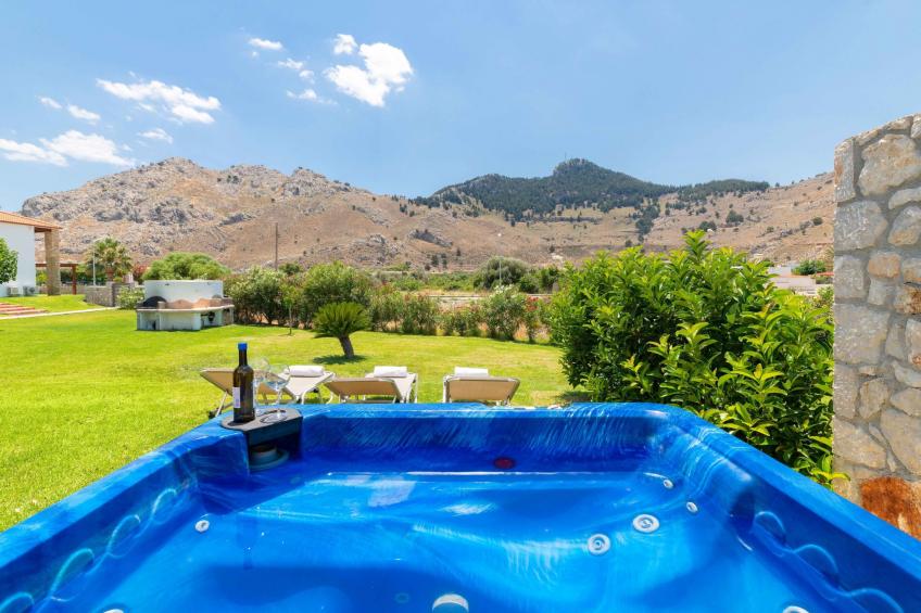 Schönes Haus in Kolympia mit privatem Parkplatz - foto 2