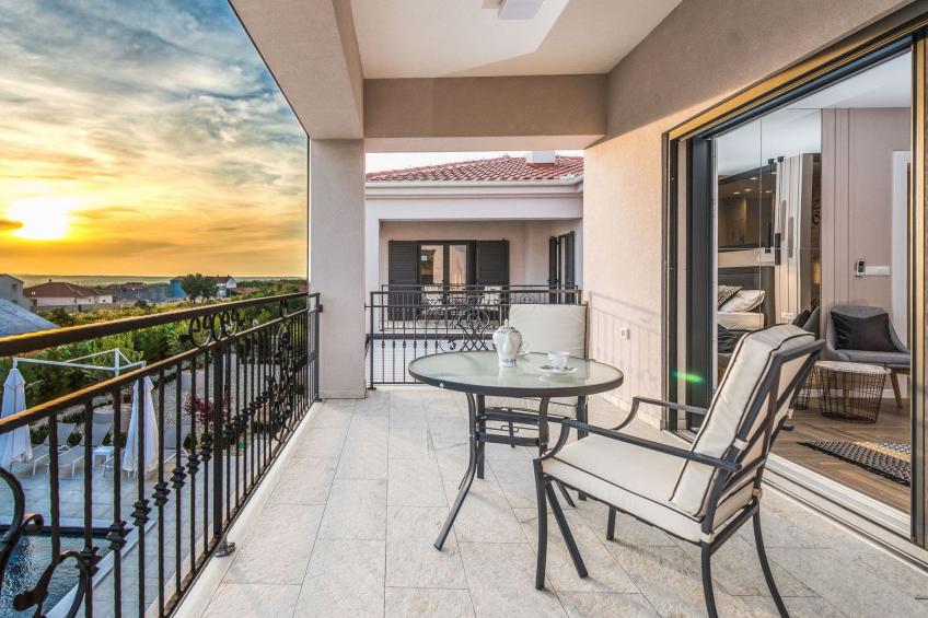 Haus für 9 Personen und 1 Kind in Gornje Rastane - foto 19