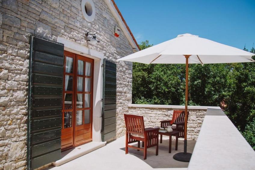 Luxusvilla mit Garten und Pool sowie herrlicher Aussicht - foto 50