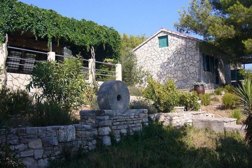 in Maslinica mit Großer Terrasse - foto 3