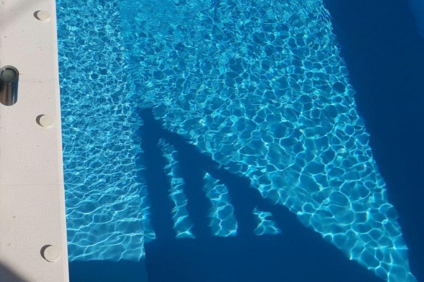 mit Pool in Lukovo Sugarje - foto 40