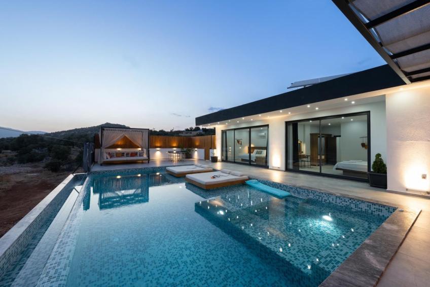 Luxuriöse Villa mit Kinderpool und Jacuzzi