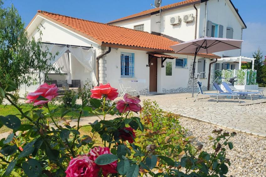 Wohnung 'Villa Jolanda Bed and Breakfast - foto 20