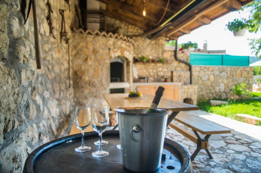 für 5 Personen und 1 Kind in Tribalj - foto 30