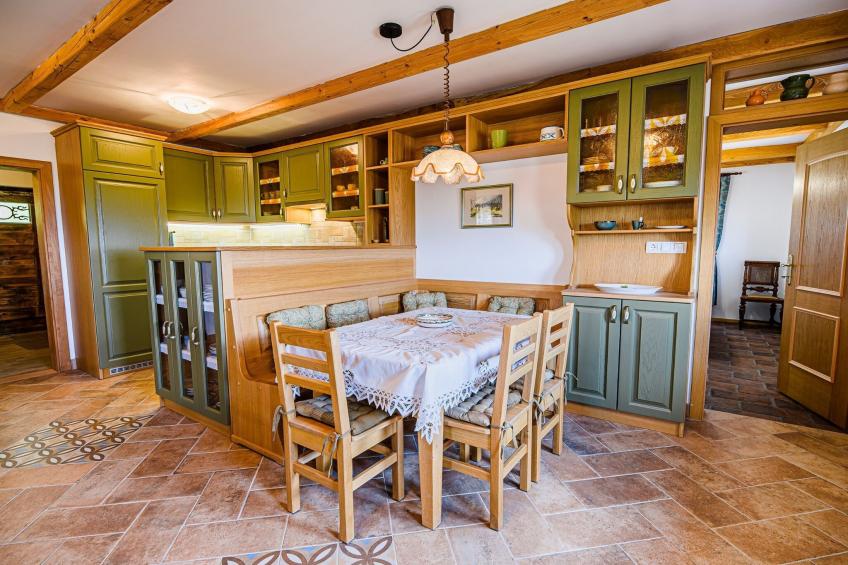 Hidden Authentic Haven Apartments - Two Bedroom Apartment with Balcony - foto 11