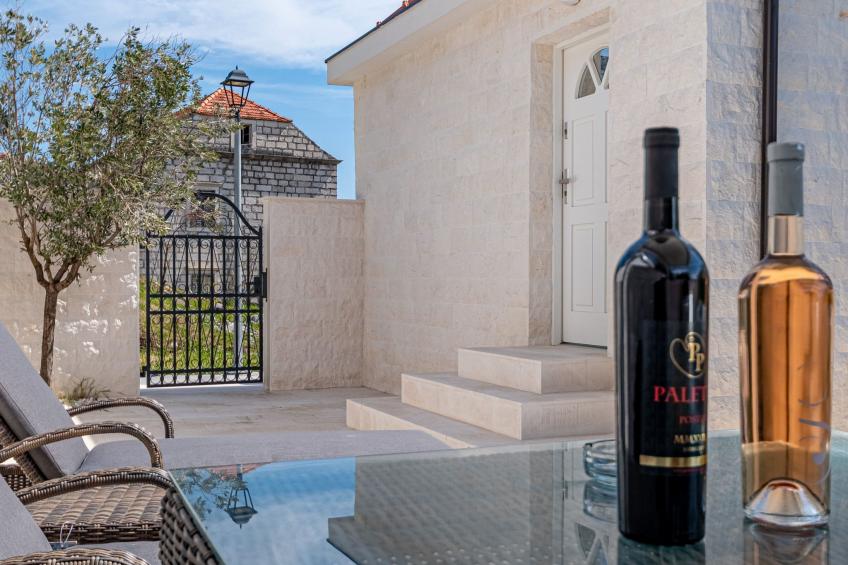 Suartini Viganj mit einem Jakuzzi - foto 11