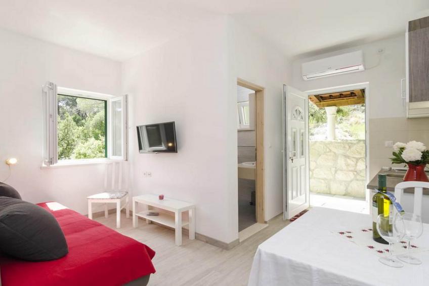Apartments Matuško Mljet - One Bedroom Apartment with Balcony and Sea View