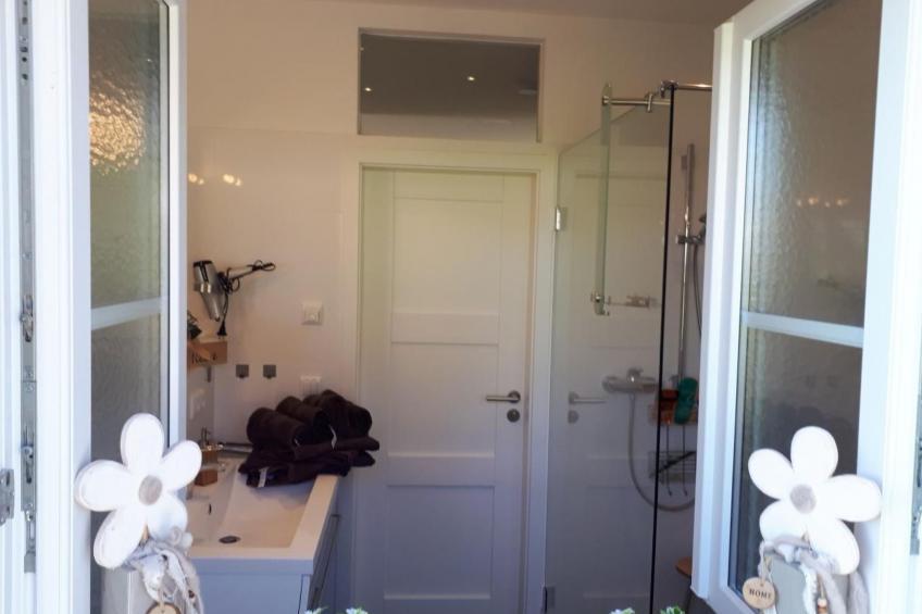 mit Blick auf das Wasser - foto 41