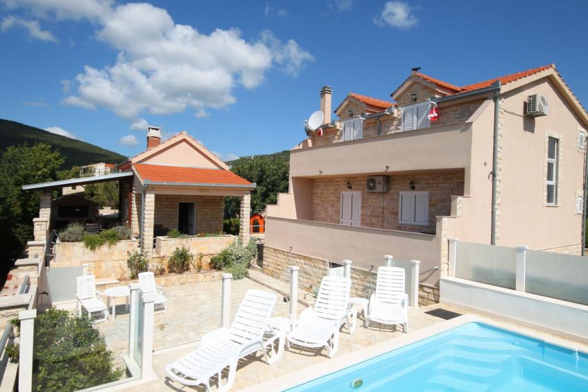 für 8 Personen mit privatem Swimmingpool im Hinterland von Split - foto 46