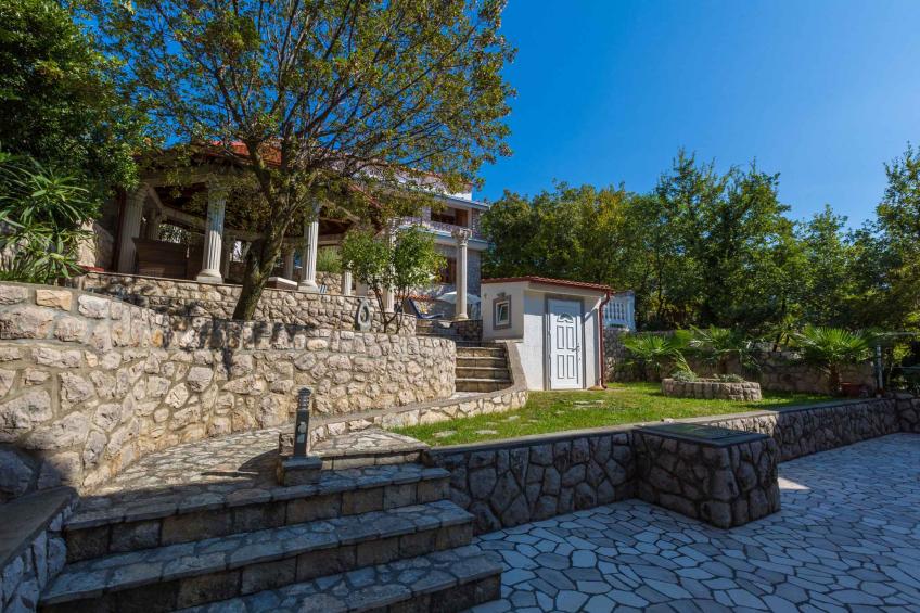 Holiday apartment with an outdoor pool and sea views - BF-NFK2 - foto 36