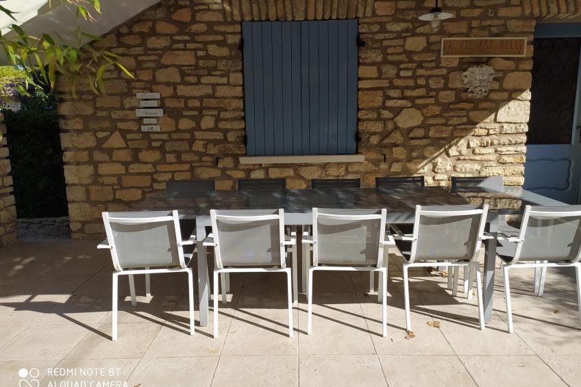 Schöne provenzalische Villa Les Carlets mit Pool - foto 25