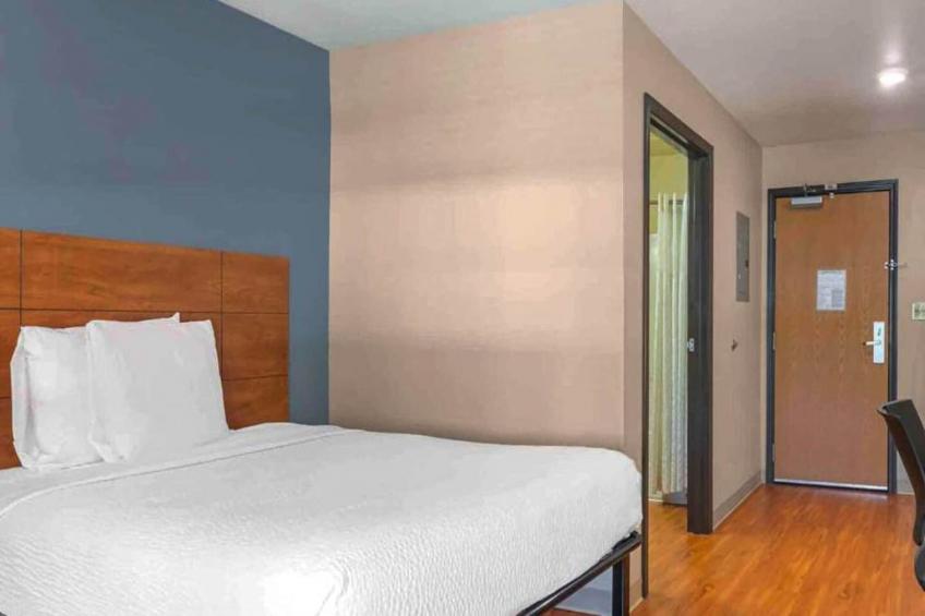 1 Full Bed | Smoking, Kitchen - foto 12