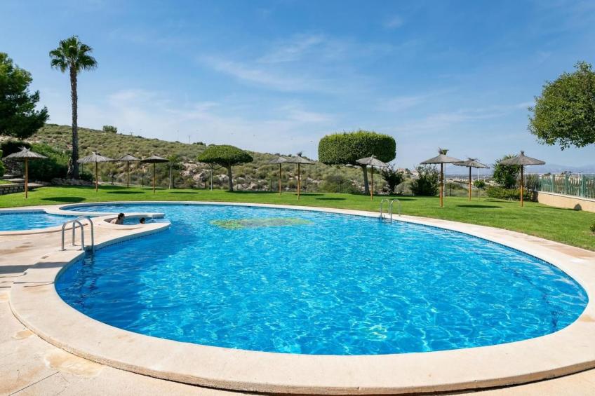 mit gemeinschaftlichem Pool - foto 5