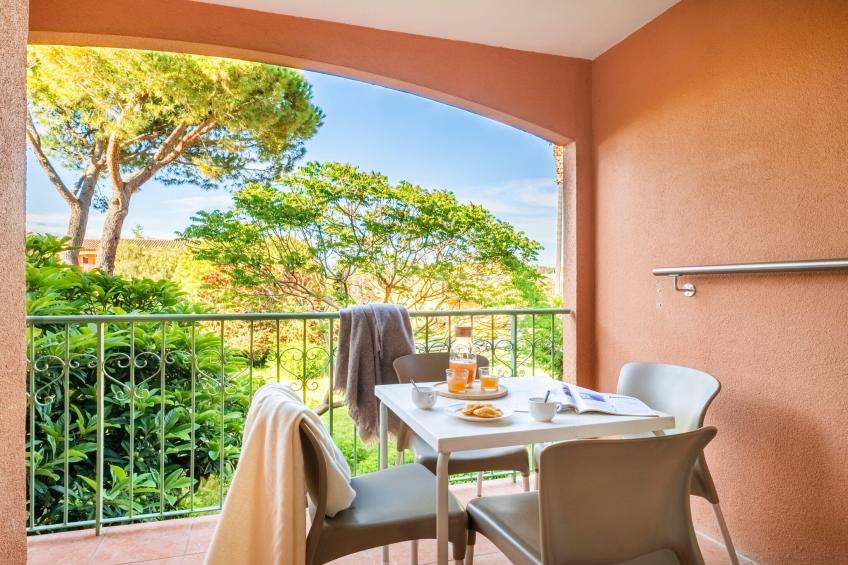 P&V Premium les Rives de Cannes Mandelieu Studio 4 people - 1 sleeping alcove - Terrace or balcony - Renovated - foto 12