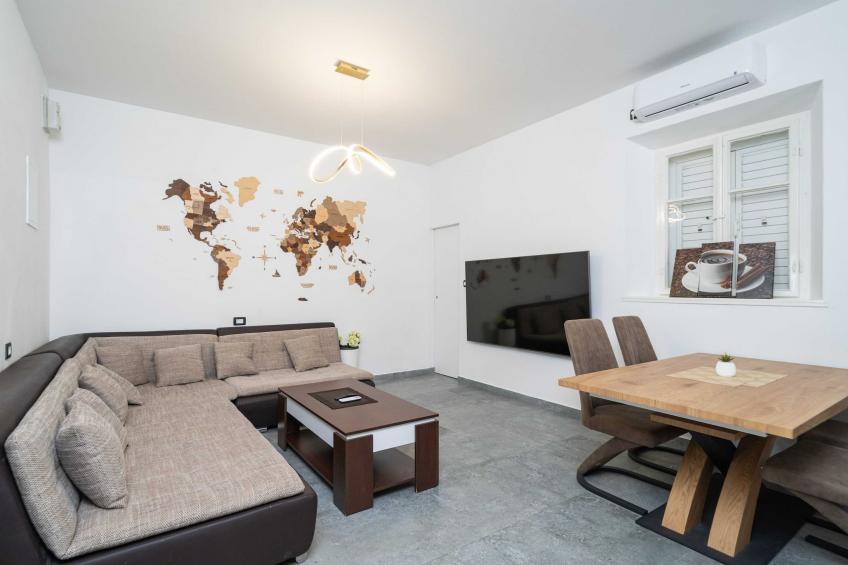 DUxperience Apartment - Two Bedroom Apartment with Terrace and Sea View