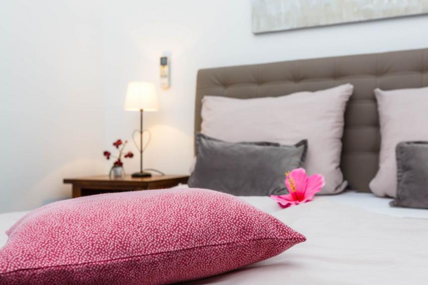 Villa Kamenica  im mediterranen Stil mit Innen- und Außenpool - foto 27