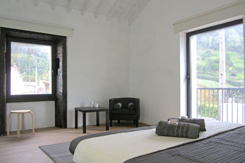 in Furnas mit Terrasse, Garten und Grill - foto 19