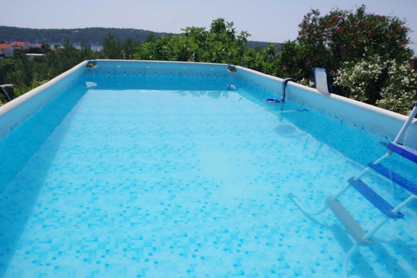 Serene Barbat Escape with Just Minutes from the Beach - One Bedroom Apartment with Balcony 3 - foto 15