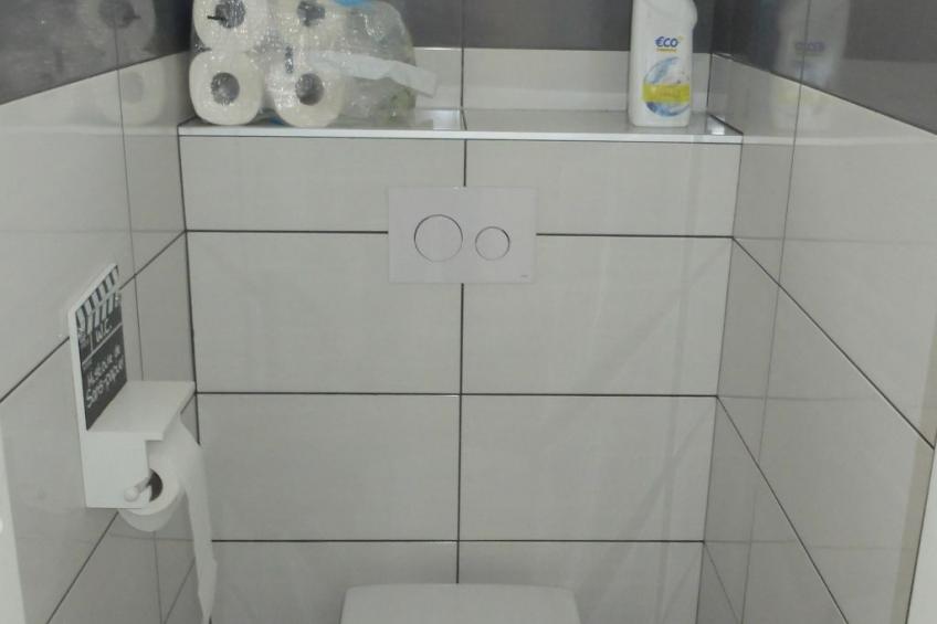 Großes Ferienhaus in Mézos mit Großer Terrasse - foto 15