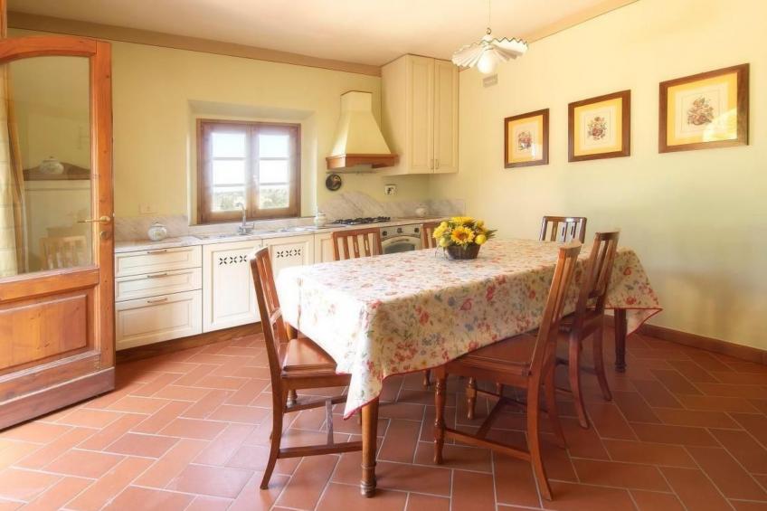 Wohnung mit Privatparkplatz und schöner Aussicht - foto 3