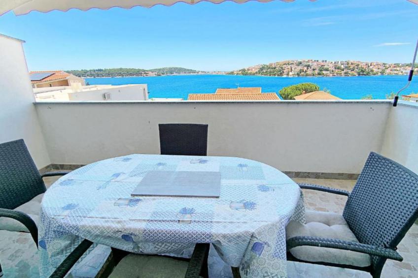 Zdenka Adriatic View Apartments - Two Bedroom Apartment With Sea View  And Balcony (Rozi) - foto 7