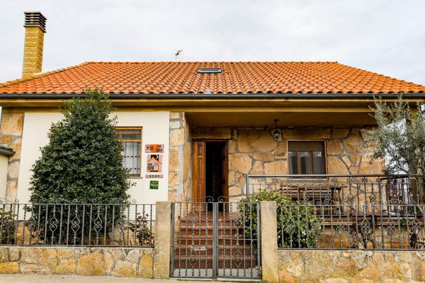 Sehr gepflegtes Ferienhaus im typisch spanischen Stil mit Garten, zwei Terrasse - foto 8
