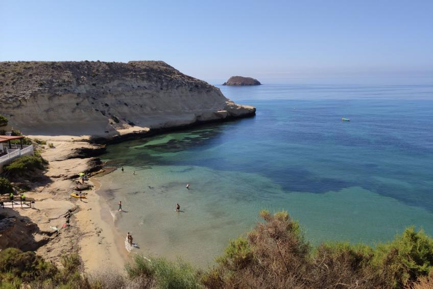 La Invincible Terreros in der 1. Reihe des Strandes - foto 50