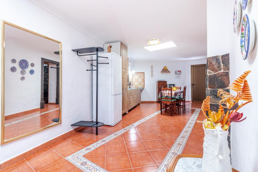 Mari House With Jacuzzi and BBQ by CanariasGetaway - foto 12