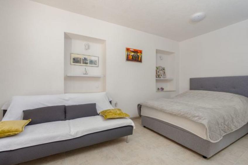 Studio Apartment Varos with shared pool - foto 16