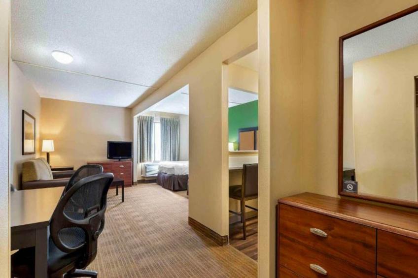 2 Queen Beds | Suite, Non-Smoking, Kitchen - foto 10