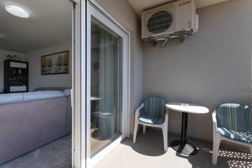 Kastel Stari Sunny Downtown Apartment with Terrace - One Bedroom Apartment with Terrace - foto 12