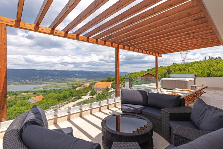 Großes Haus in Lokvičići mit privatem Pool - foto 13