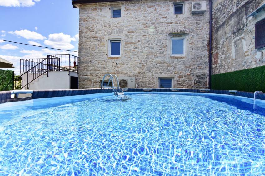 Komfortable Wohnung mit Pool in der Nähe von Umag - foto 2