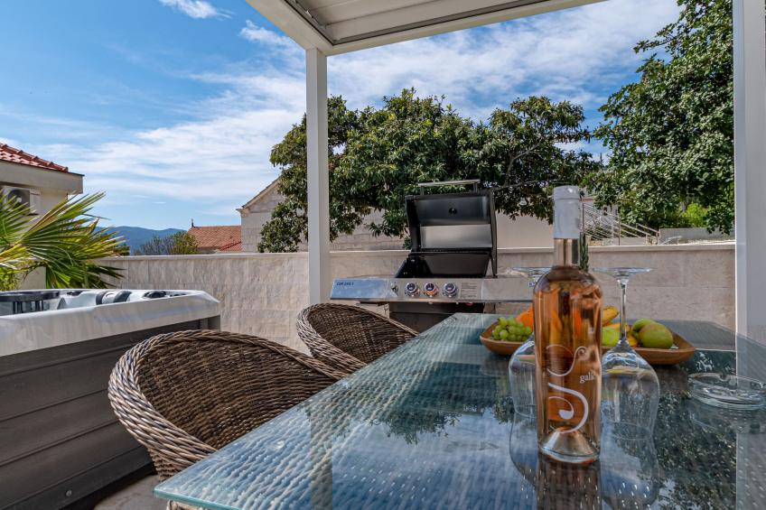 Suartini Viganj mit einem Jakuzzi - foto 21