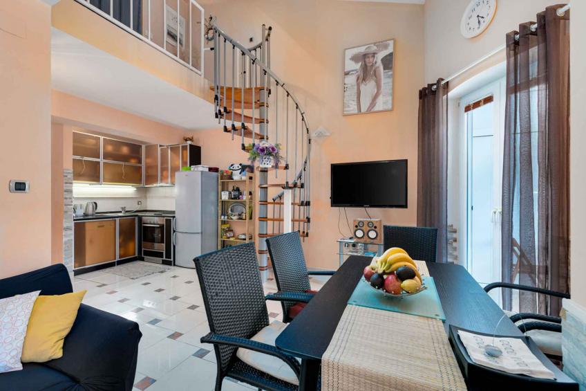 Vakantiewoning met balkon - BF-H79DC - foto 10